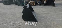 1850mm Telehandler Bucket with JCB Indus. Hitch -Unused-£1100.00 +VAT @ 20% C415