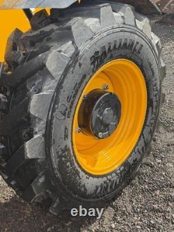 2022 JCB 540-140 Only 2500hrs excellent condition