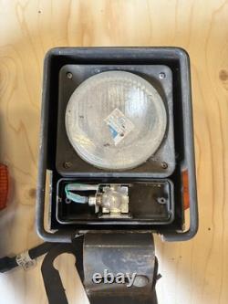 2x JCB HEAD LAMPS LEFT HANDED SPARES REPAIRS UNTESTED TELEHANDLER £150+VAT