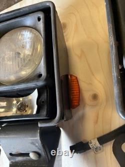 2x JCB HEAD LAMPS LEFT HANDED SPARES REPAIRS UNTESTED TELEHANDLER £150+VAT