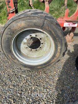 445 / 50 D710 28 Inch JCB Tele Handler Wheels Solid Rubber