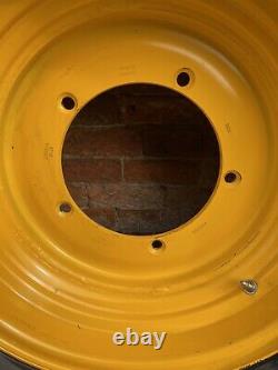 Camso 16.5/85-24 5 stud JCB wheel (£534 Incl Vat)