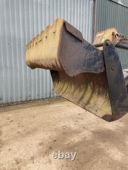 JCB 4in1 Bucket On Cat Brackets