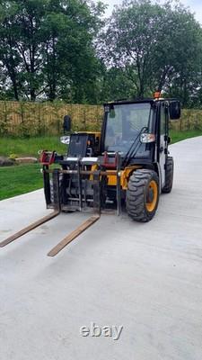 JCB 514-40 Telehandler, with Forks, bucket & hay bail grab. 2023