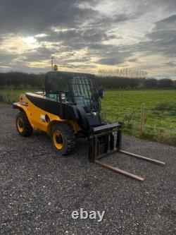 JCB 520-40 year 2016 2218 hours with A/C 4x4 4m 2t Telehandler £24995+VAT