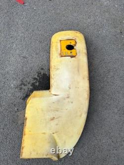 JCB 520-50 FRONT WING RH 21kg