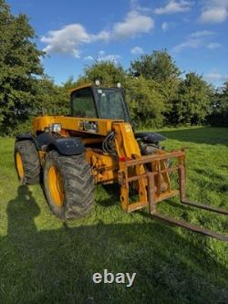 JCB 526-56 Loadall Telehandler 2003 Pallet Forks & Bucket Included JCB 526-56 Loadall Telehandler 2003 Pallet Forks & Bucket Included