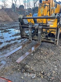 JCB 540-140 Hi Viz Telehandler