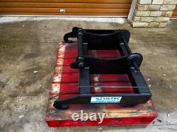 JCB Q-Fit to JCB Tool Carrier Interchanger Adapter