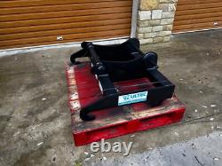 JCB Q-Fit to JCB Tool Carrier Interchanger Adapter