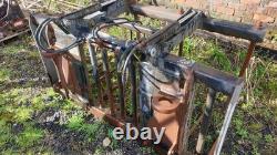 JCB Telehandler Bucket / Attachments / Loader Bucket / Grab / Bale Grab