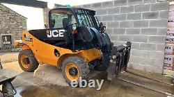 Jcb 520-40 telehandler year 2017 done 1540 hours with forks Would Px