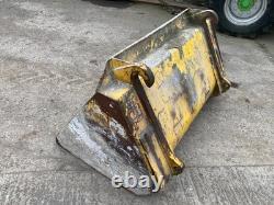 Narrow JCB fork lift telehandler bucket small 1.4m wide delivery arranged