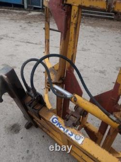Vertical Round Bale Grab For 2 Bales JCB Brackets